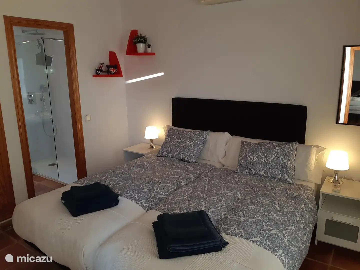 ... Hauptschlafzimmer 1. Stock mit eigenem Bad...