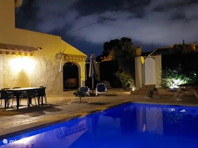 Villa Holiday | Espagne, Costa Blanca, La Nucia - villa ...même le soir avec un peu de nuages, il fait toujours bon sur la terrasse...
