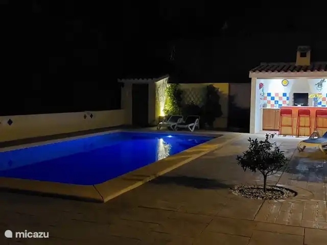 Villa Holiday | Espagne, Costa Blanca, La Nucia - villa ...vous pouvez aussi nager dans le noir...