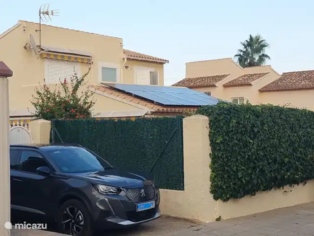 Villa Holiday | Espagne, Costa Blanca, La Nucia - villa ...places de parking privées à l'intérieur et à l'extérieur du portail...