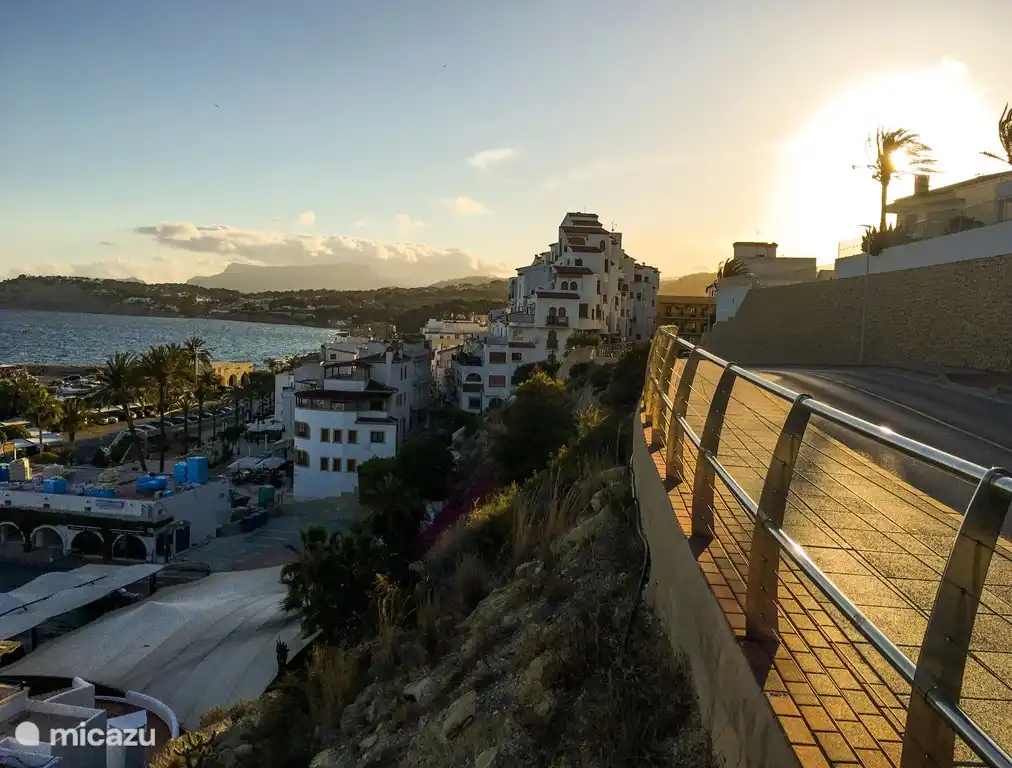 A short distance away is the village of Moraira, with many restaurants, a modern marina and a beautiful coastline.