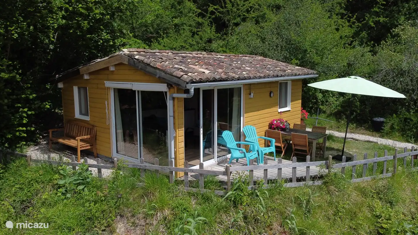 chalet, Valeilles, Tarn-et-Garonne, France - Jardinerie Cote de Fumel