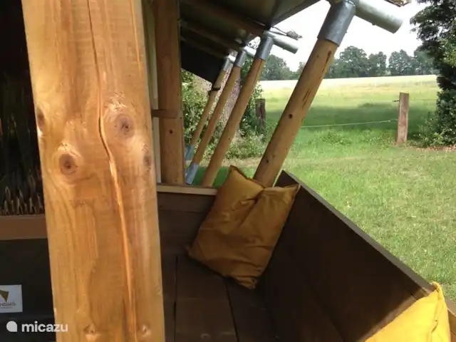 Ferienhof Brink Ort 2 en Alemania, Baja Sajonia, Warmsen - camping de lujo / yurta / tienda safari La robusta construcción de la tienda.