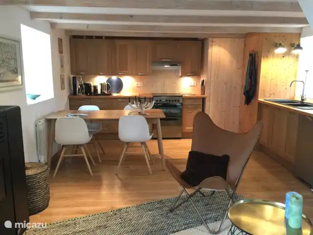 gîte / cottage huren in Frankrijk, Finistère, Locmaria-Berrien – La Colline des Renards zicht vanaf de voordeur