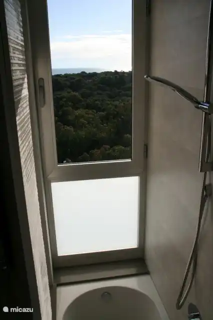 Meerblick vom Badezimmer 1