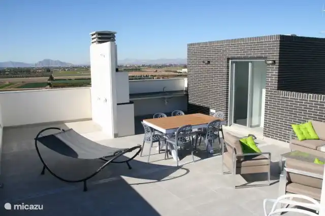 Die große privative Dachterrasse