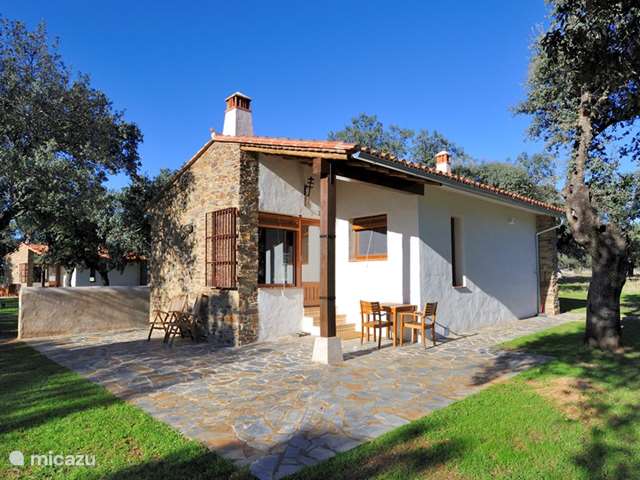 Vakantiehuis Spanje, Extremadura, Jaraicejo - bungalow Finca Las Abubillas 1