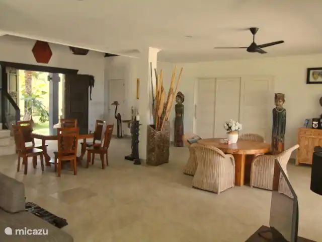 Villa Belvedere Bali en Indonesia, Bali, Lokapaksa - villa Salón