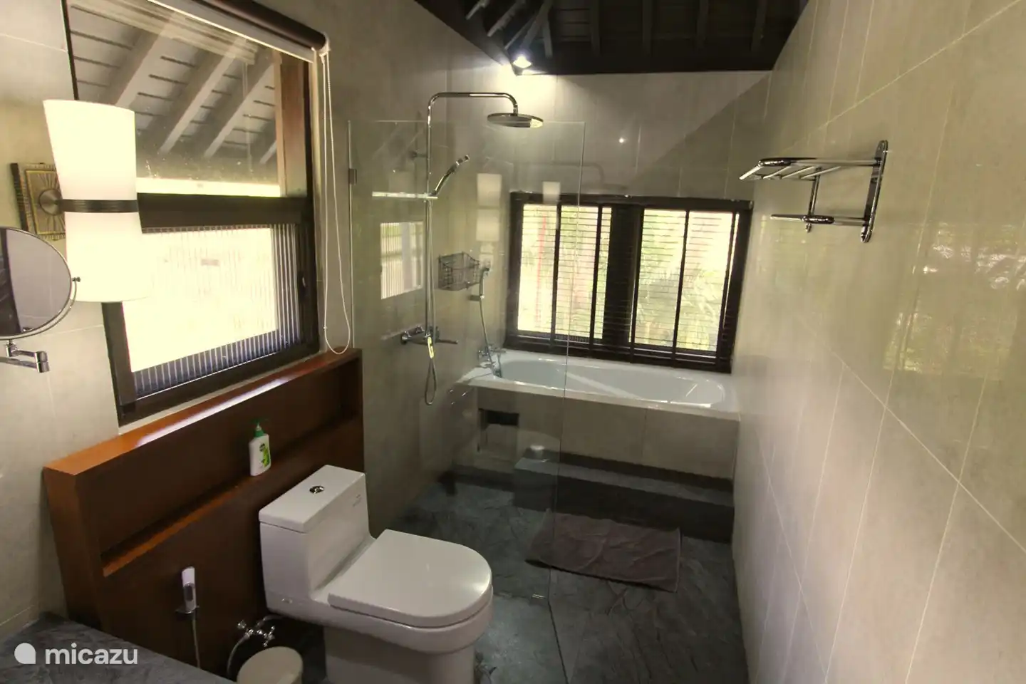 Badezimmer in einem der zusätzlichen Schlafzimmer 