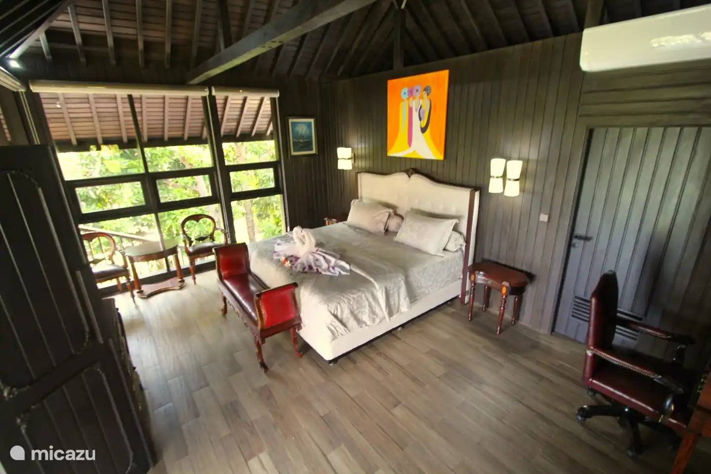 Neues Schlafzimmer (2023) im 2. Stock über den Personalunterkünften