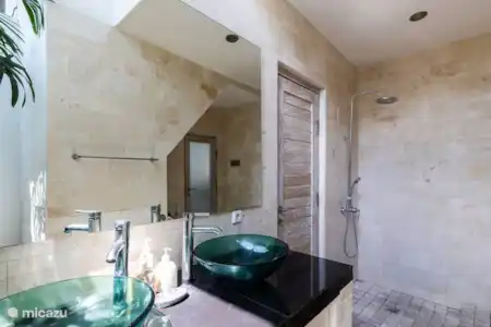 Vakantiehuis Indonesië, Bali, Seminyak villa Villa Santai Badkamer