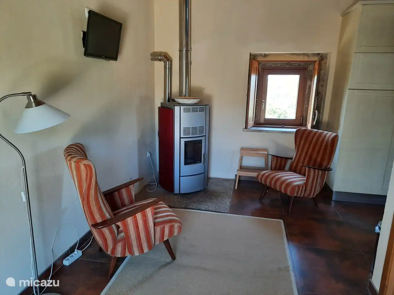 Die Sitzecke mit Pelletofen