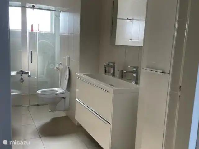 Blue Bay L’océan  | Curaçao, Curaçao-Centre, Blue Bay - appartement salle de bain 2