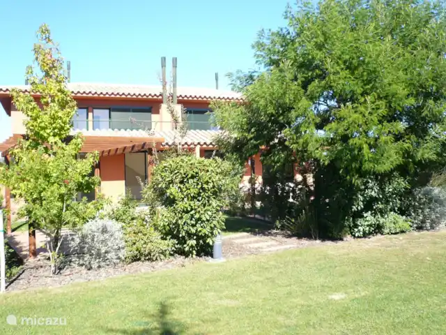 Villa Brenda Torre Mirona Resort en España, Costa Brava, Navata - villa jardín villa brenda