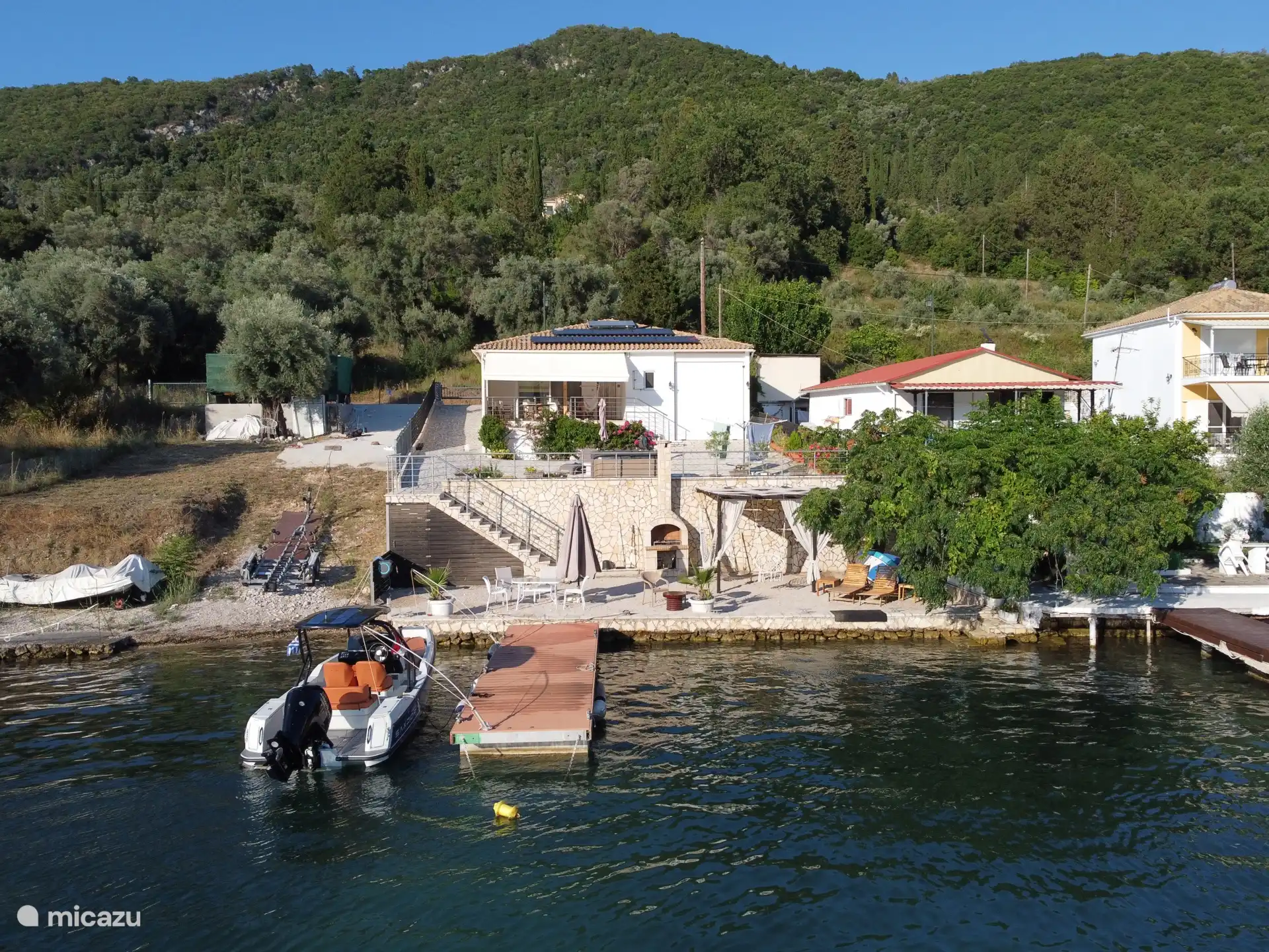 villa huren in Nydri, Lefkas, Griekenland - Villa Chelona direct aan zee