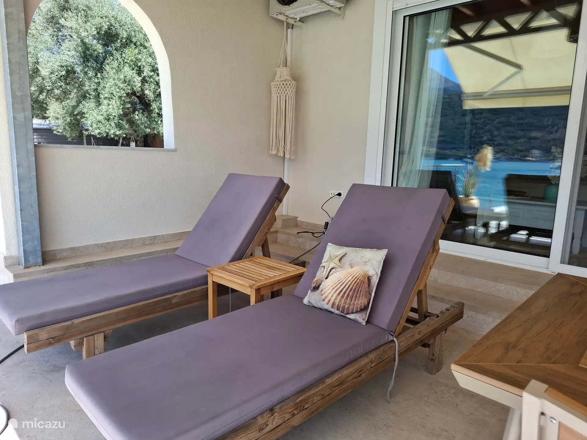 Veranda 