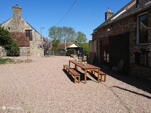 Normandie tricolore, 3 gîtes | France, Orne, Ménil-Vin - maison de vacances Cour