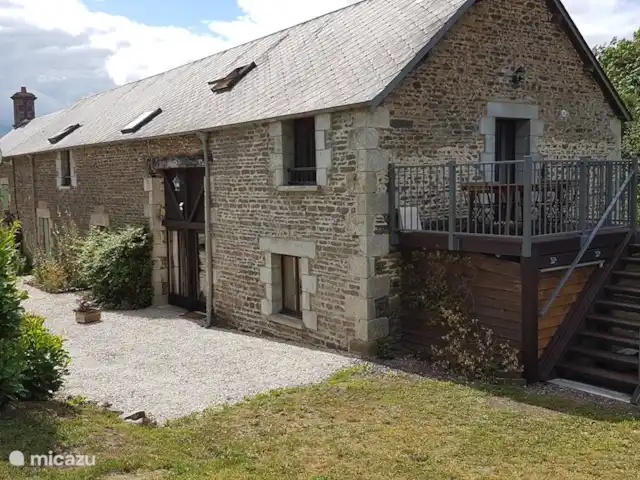 Gîte Les Moutons | France, Orne, Rouperroux - appartement Balcon et entrée