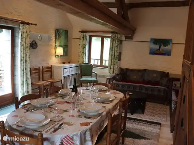 Gîte Les Moutons | France, Orne, Rouperroux - appartement Salle à manger