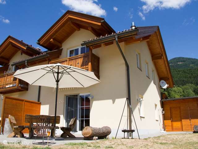 Maison de Vacances Autriche, Carinthie – maison de vacances Haus Fustanuki avec bain à remous.