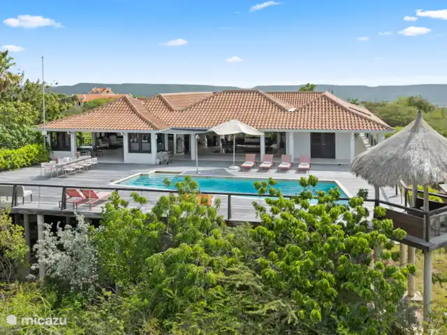 Villa Gran Vista | Curaçao, Banda Abou (ouest), Coral Estate, Rif St.Marie - villa Cette belle et spacieuse villa pour 12 personnes est située sur la partie la plus belle et la plus haute de Coral Estate Resort.