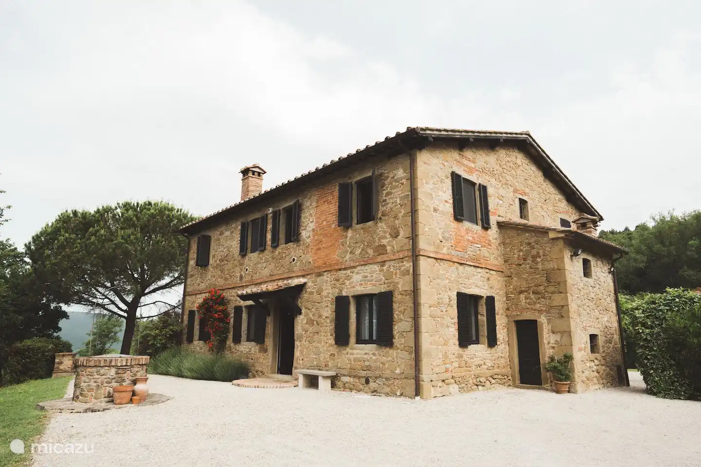 Villa mit Vorderansicht