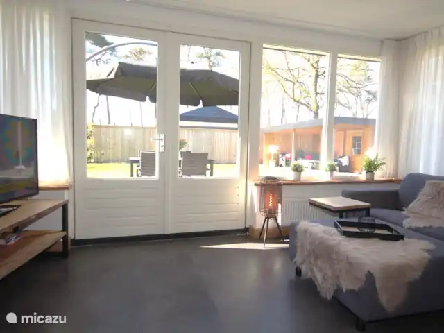 Bungalow Bavelds Home incl. Airco huren in Nederland, Overijssel, Denekamp - bungalow Openslaande deuren naar het terras.