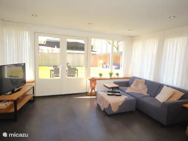 Bungalow Bavelds Home incl. Airco huren in Nederland, Overijssel, Denekamp - bungalow Openslaande deuren naar het terras.