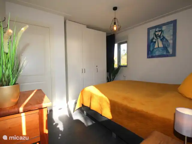 Bungalow Bavelds Home incl. Airco huren in Nederland, Overijssel, Denekamp - bungalow Masterbedroom met veel kastruimte.
