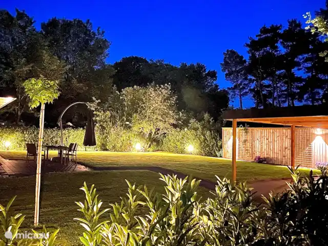 Bungalow Bavelds Home incl. Airco huren in Nederland, Overijssel, Denekamp - bungalow Tuinverlichting rondom.