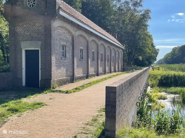 Bungalow Bavelds Home incl. Airco huren in Nederland, Overijssel, Denekamp - bungalow Bezienswaardigheid: 'Het schuivenhuisje'