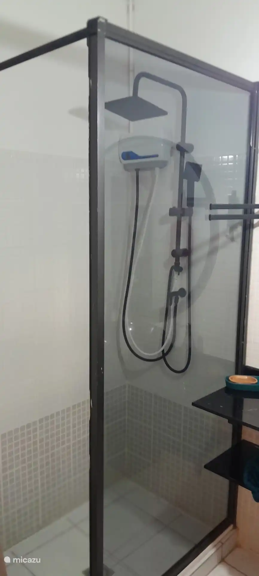 Hauptschlafzimmer, Dusche.