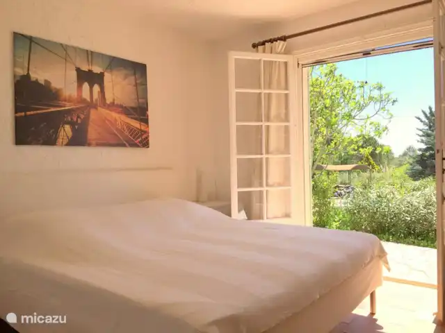 Villa Lou Jas | France, Var, Bagnols-en-Forêt - villa Une des chambres du bas (avec des lits de 90 cm chacun)
