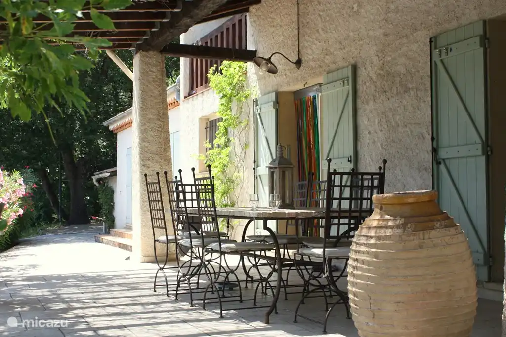 Blick auf die Terrasse