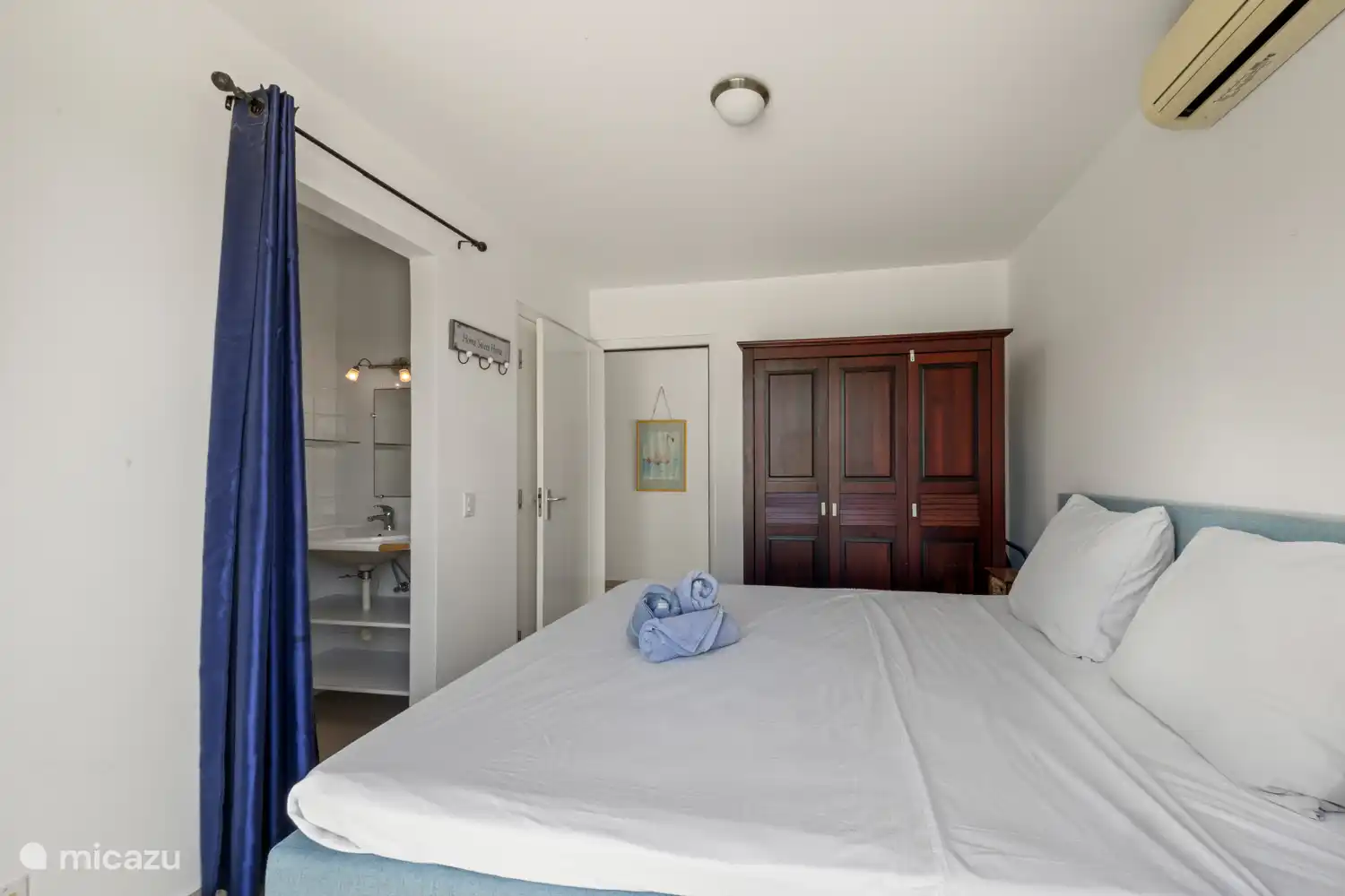 2. Schlafzimmer mit Gartenblick