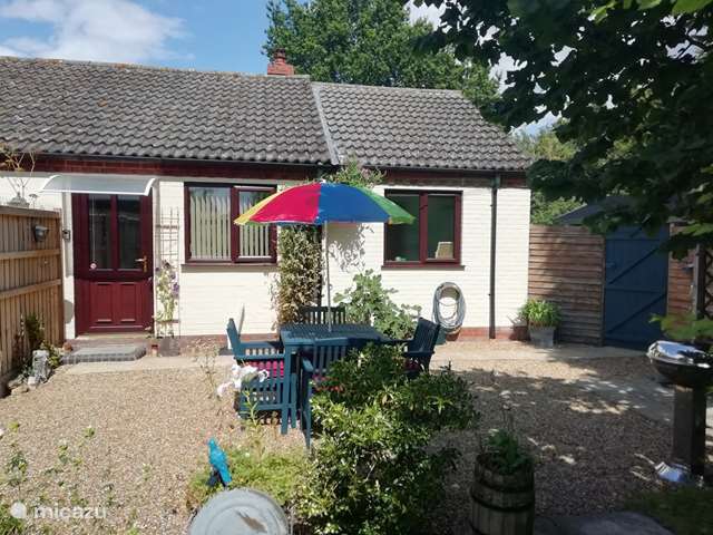 Holiday home in Great Britain, Eastern England, Ilketshall Saint Margaret - bungalow Solitaire