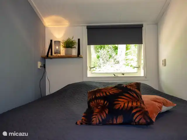 Huisje 78 in Drenthe huren in Nederland, Drenthe, Exloo - bungalow Overnacht in deze gezellige slaapkamer. De slaapkamer is voorzien van een comfortabel tweepersoonsbed.