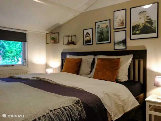 Huisje 78 in Drenthe huren in Nederland, Drenthe, Exloo - bungalow Overnacht in deze ruime tweepersoonskamer. De bedden kunnen uit elkaar gezet worden. Een goede nachtrust gegarandeerd.