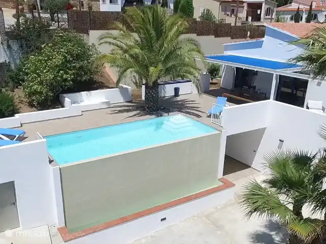 Location de Vacances Espagne, Costa Brava, Palamos, villa - Manuki Mas Costa Brava Villa Vue aérienne avec piscine du sud