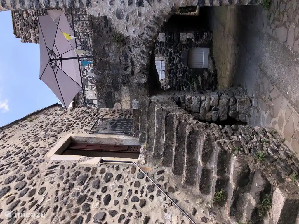 Le Chabrol | France, Ardèche, Alba-la-Romaine - Maison de ville