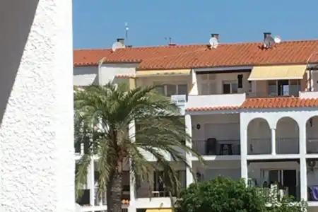 Vakantiehuis Spanje, Costa Brava, Empuriabrava appartement Gran Lago zicht vanuit terras
