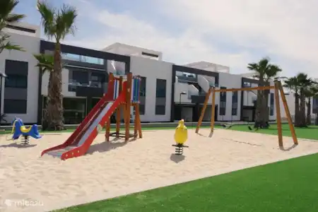 Vakantiehuis Spanje, Costa Blanca, Guardamar del Segura appartement Elatico24 speeltuin