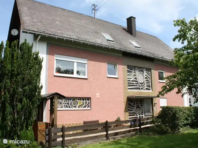 Location de Vacances Allemagne, Moselle, Liesenich, appartement - Appartement 2 Haus Buchholz côté avec entrée Haus Buchholz