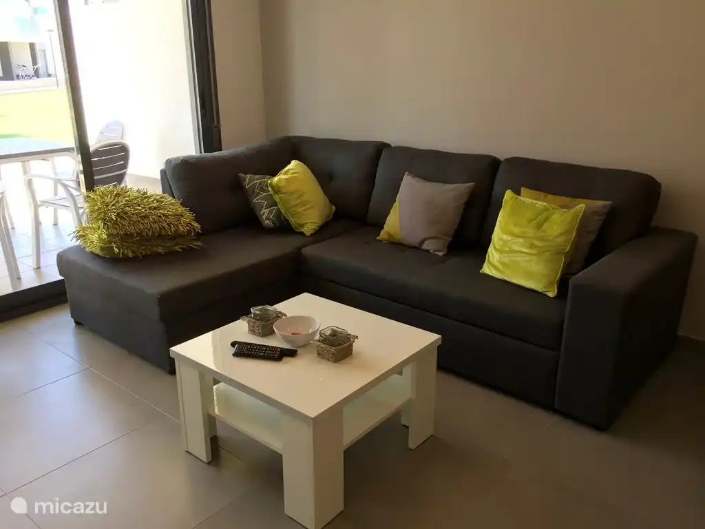 le siège se transforme en canapé-lit