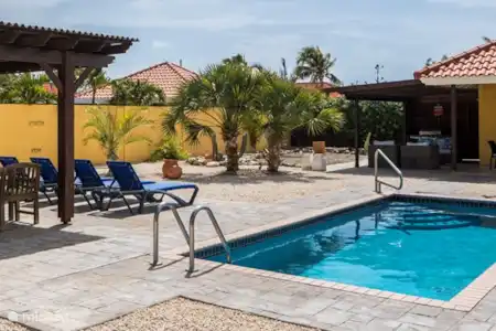 Vakantiehuis Aruba, Noord, Noord villa Luxe vakantievilla BibaBon ruime tuin met prive zwembad
