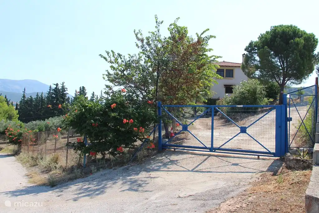 gateway to Oneiro Mas