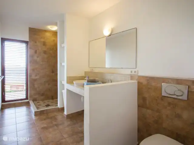 Villa Sandmarie | Curaçao, Banda Ariba (est), Cas Grandi - villa Deux salles de bain identiques.