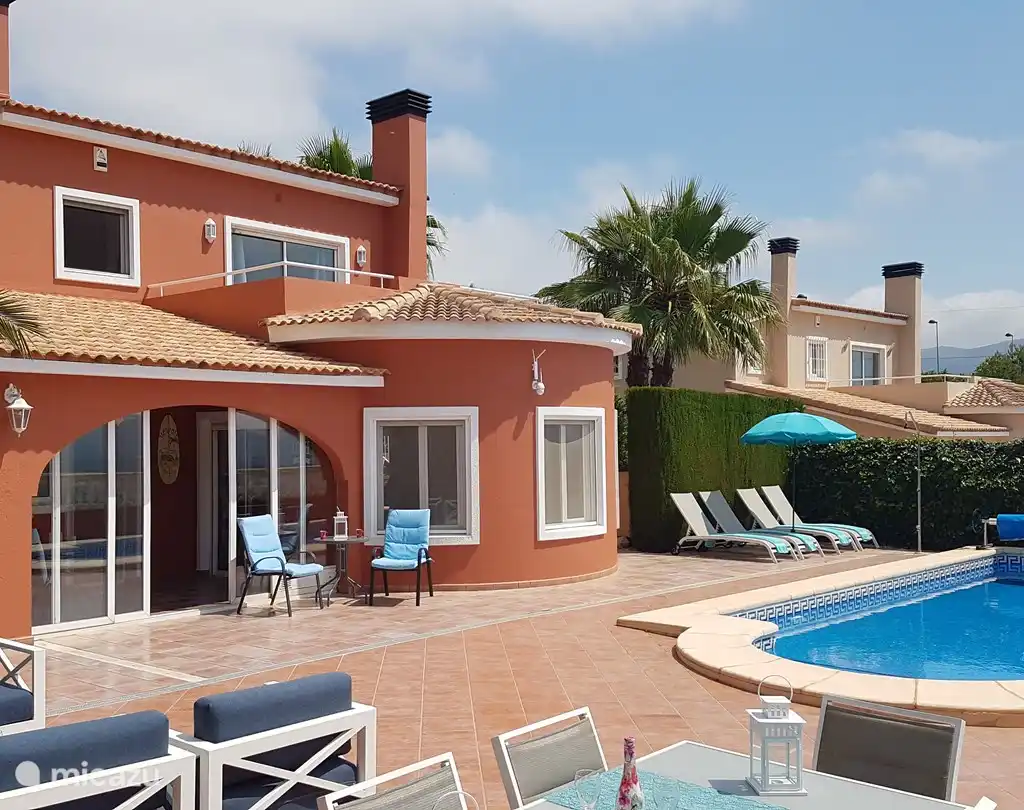 Villa Luxe villa met verw. privé zwembad in Gata de Gorgos