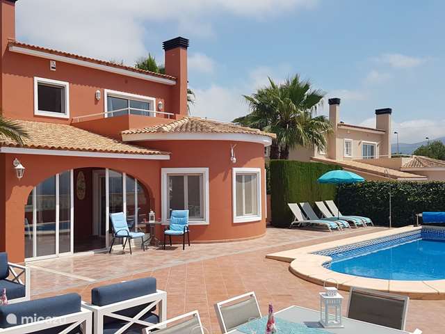 Zon, zee & strand, Spanje, Costa Blanca, Gata de Gorgos, villa Luxe villa met verw. privé zwembad