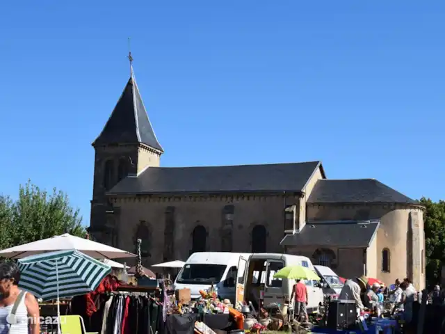 Maison QQ | France, Puy-de-Dôme, Gouttières - maison de vacances Brocante